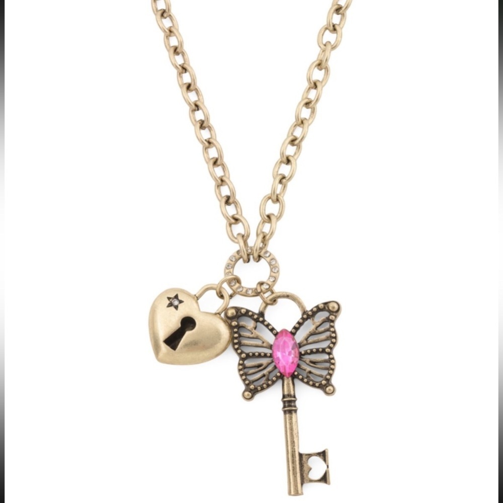 BETSEY JOHNSON Butterfly Key and Lock Pendant Boho Hippie Antiqued Necklace NWT - Picture 1 of 9